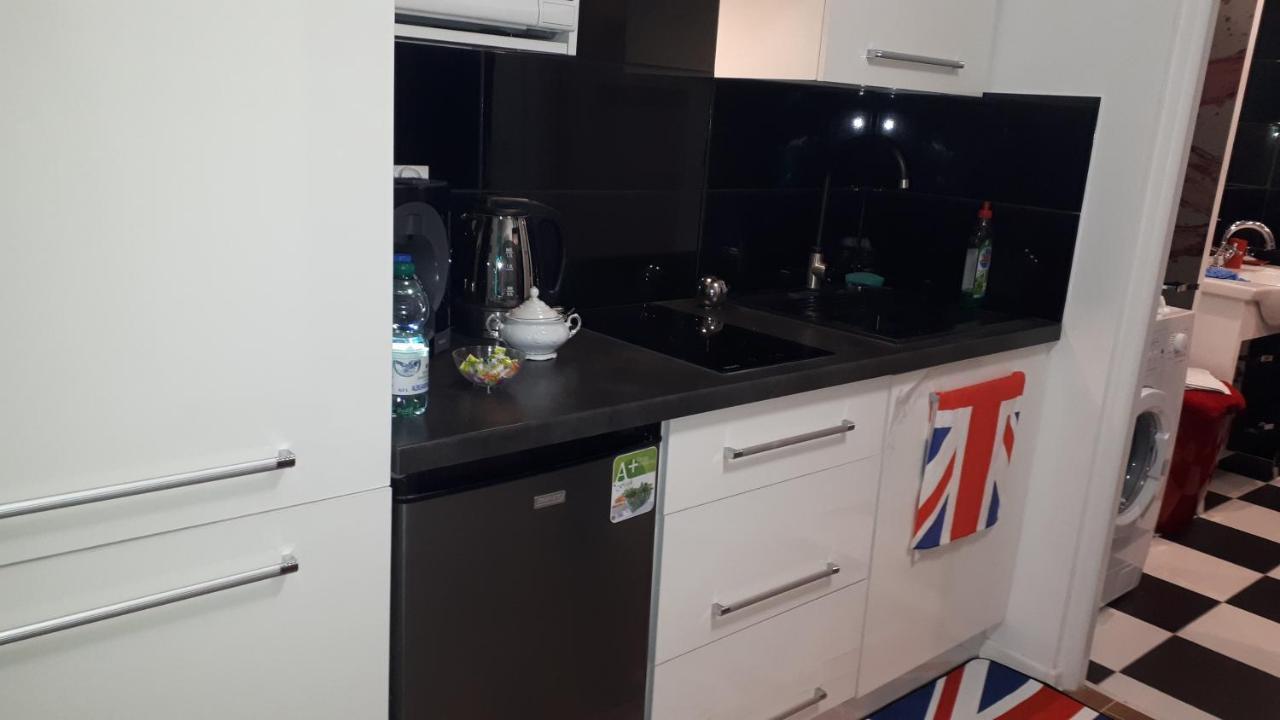 Apartament Centrum Panoramiczna Big Ben Z Balkonem-- Klimatyzacja-- Kielce Extérieur photo