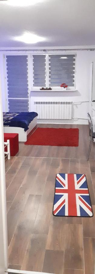 Apartament Centrum Panoramiczna Big Ben Z Balkonem-- Klimatyzacja-- Kielce Extérieur photo