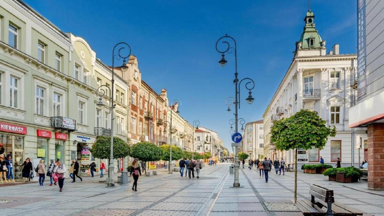 Apartament Centrum Panoramiczna Big Ben Z Balkonem-- Klimatyzacja-- Kielce Extérieur photo